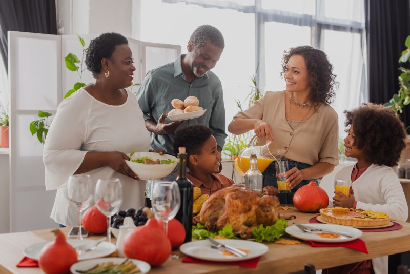 family eating Thanksgiving dinner